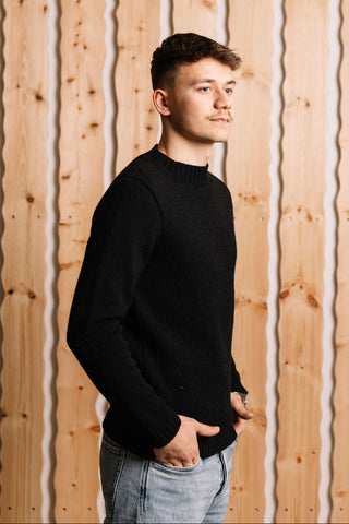 Svørt Troyggja við 2. FØ knappum_Model 8408