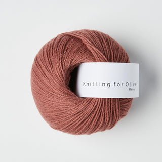 Knitting for Olive Merino – Plum Rose