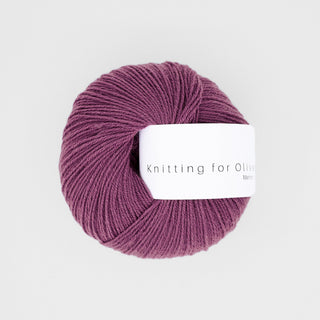 Knitting for Olive Merino – Blackberry Ice Cream