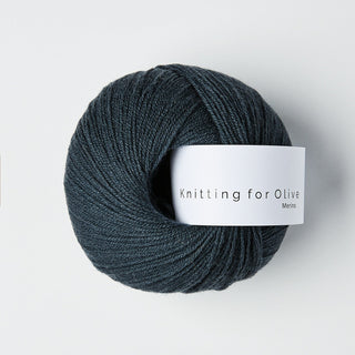 Knitting for Olive Merino – Deep Petroleum Blue