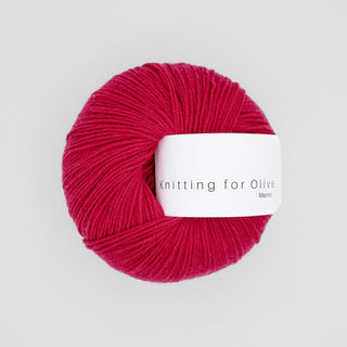 Knitting for Olive Merino – Raspberry Red