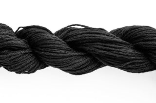 Snældan Hank Yarn – 55 Black